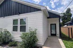 880 Prosper St, Houston, TX 77088 - Photo 1