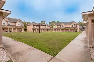 2002 20th St, Huntsville, TX 77340 - Photo 22