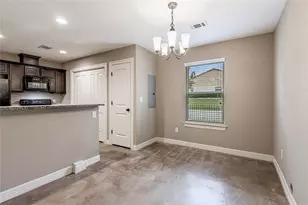 2002 20th St, Huntsville, TX 77340 - Photo 6
