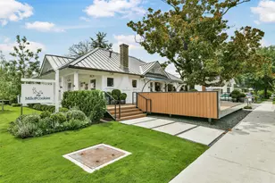 652 E 6th 1/2 St, Houston, TX 77007 - Photo 34