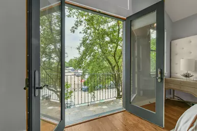 652 E 6th 1/2 Street, Houston, TX 77007 - Photo 16