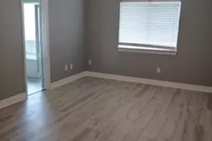 10515 Evergreen St, Baytown, TX 77523 - Photo 6