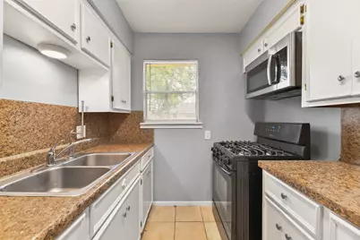 7405 Carver Avenue, Texas City, TX 77591 - Photo 12