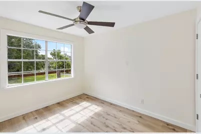 161 White Oak Street, Point Blank, TX 77364 - Photo 14