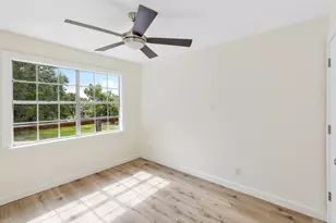161 White Oak St, Point Blank, TX 77364 - Photo 14
