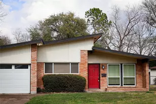 9506 Carousel Ln, Houston, TX 77080 - Photo 2