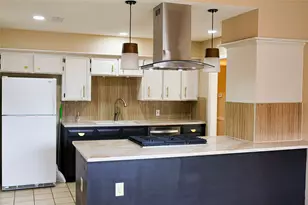 9506 Carousel Ln, Houston, TX 77080 - Photo 8