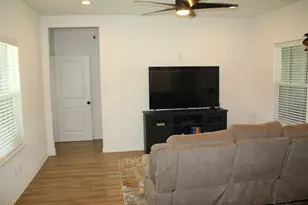 7610 Ave G Ave, Beasley, TX 77417 - Photo 6