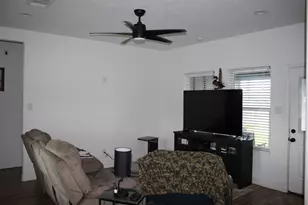 7610 Ave G Ave, Beasley, TX 77417 - Photo 8