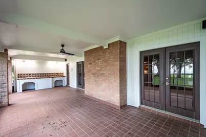 13310 Bay Place, Beach City, TX 77523 - Photo 16