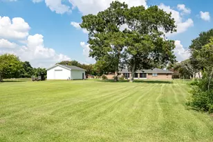 13310 Bay Pl, Beach City, TX 77523 - Photo 24