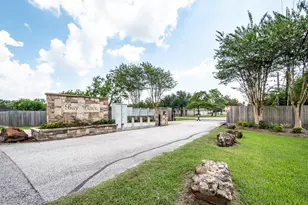 13310 Bay Pl, Beach City, TX 77523 - Photo 48