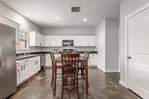 3122 Molly Dr, Huntsville, TX 77340 - Photo 6