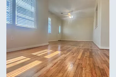 2515 105th Street, Galveston, TX 77554 - Photo 8