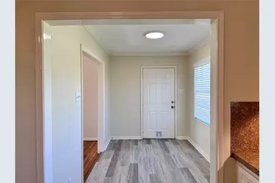 2515 105th Street, Galveston, TX 77554 - Photo 12