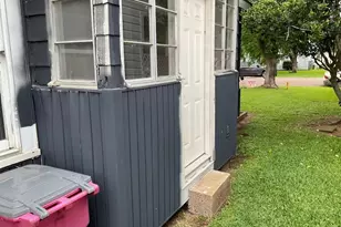 1311 W 6th St, Freeport, TX 77541 - Photo 8