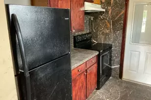 1311 W 6th St, Freeport, TX 77541 - Photo 4