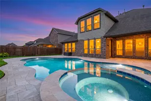 2328 Majestic Fairway Ln, League City, TX 77573 - Photo 2