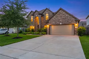2328 Majestic Fairway Ln, League City, TX 77573 - Photo 1