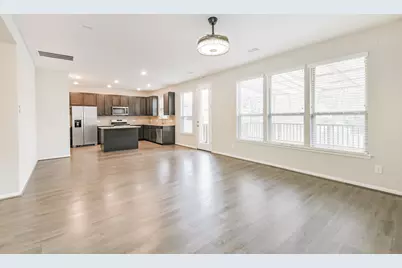 2036 Elkington Circle, Conroe, TX 77304 - Photo 8