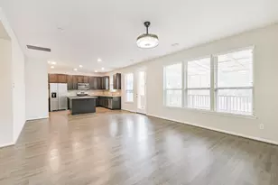 2036 Elkington Cir, Conroe, TX 77304 - Photo 8