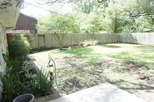 5727 Braesvalley Dr, Houston, TX 77096 - Photo 16