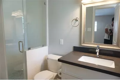5727 Braesvalley Drive, Houston, TX 77096 - Photo 6