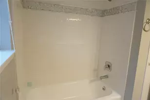 5727 Braesvalley Dr, Houston, TX 77096 - Photo 10