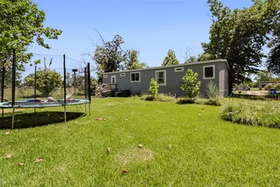 1721 Main Street, Danbury, TX 77534 - Photo 12