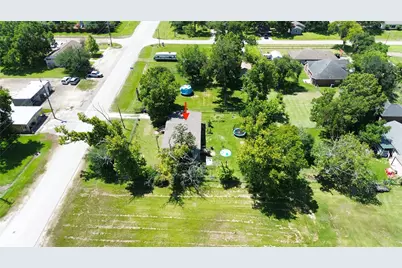 1721 Main Street, Danbury, TX 77534 - Photo 14