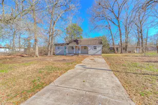 328 W Sherwood Dr, Livingston, TX 77351 - Photo 14