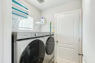 108 Cullen St, Angleton, TX 77515 - Photo 20