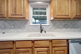 2103 Williamsburg Ct N, League City, TX 77573 - Photo 10