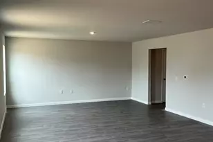 119 Sadie Marie Ln, Wharton, TX 77488 - Photo 8