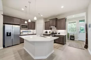 10147 Bayou Oaks Dr, Conroe, TX 77385 - Photo 12