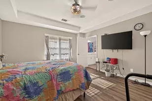 17027 Amarose Dr, Houston, TX 77090 - Photo 30