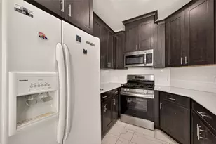 17027 Amarose Dr, Houston, TX 77090 - Photo 16