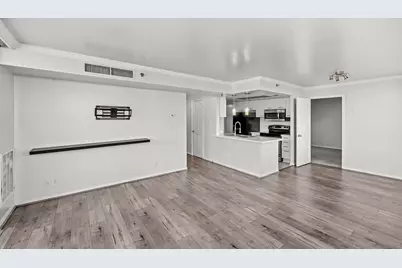 3525 Sage Road #504, Houston, TX 77056 - Photo 2