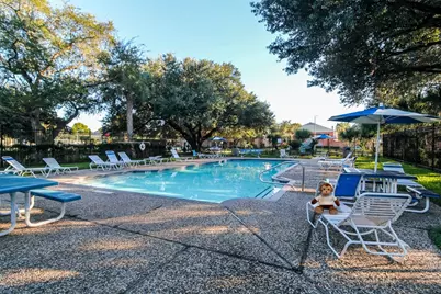 14209 Lost Meadow Lane, Houston, TX 77079 - Photo 4