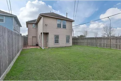 9042 McGallion Road, Houston, TX 77022 - Photo 20