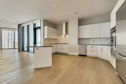 1409 Post Oak Boulevard #1602, Houston, TX 77056 - Photo 1