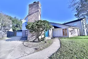 10723 Shawnbrook Dr, Houston, TX 77071 - Photo 2