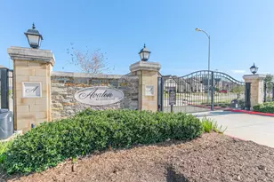 5715 Caper Shores Ln, Sugar Land, TX 77479 - Photo 4