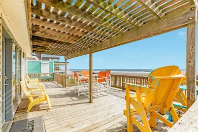 12520 E Buena Vista Drive, Galveston, TX 77554 - Photo 6