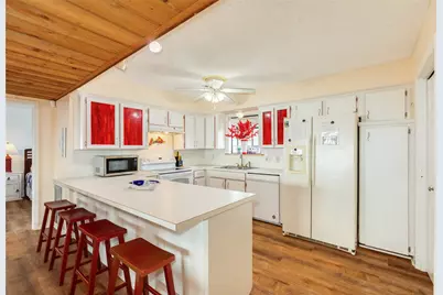 12520 E Buena Vista Drive, Galveston, TX 77554 - Photo 24