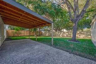 2414 Walnut Bend Ln, Houston, TX 77042 - Photo 34