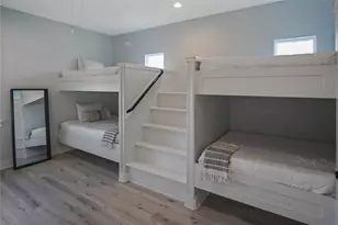962 Meynig Dr, Crystal Beach, TX 77650 - Photo 24