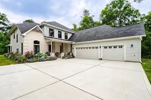11715 Creek View Ln, Conroe, TX 77385 - Photo 2