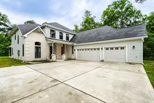 11715 Creek View Ln, Conroe, TX 77385 - Photo 2