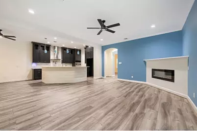 11715 Creek View Lane, Conroe, TX 77385 - Photo 10